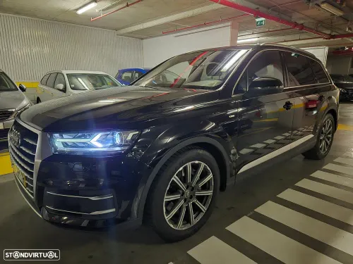Audi Q7 3.0 TDi quattro S-line Tiptronic 7L