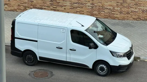 RENAULT Trafic Furgón L1H1 BluedCi 96kW