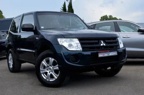 Mitsubishi Pajero 3.2 DI-D200 INFORM 3P