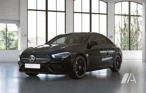 MERCEDES-BENZ Clase CLA Deportivo Automático de 4 Puertas