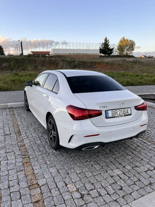 Mercedes-Benz A 250 e