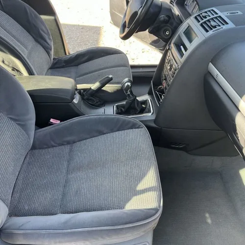 Peugeot 407 1.6 HDi 16V 110ch FAP BLUE LION Confort Pack