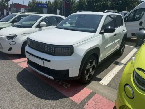 FIAT Grande Panda T-Gen 3 1.2 Hybrid Turbo 110 ch eDCT6 La Prima