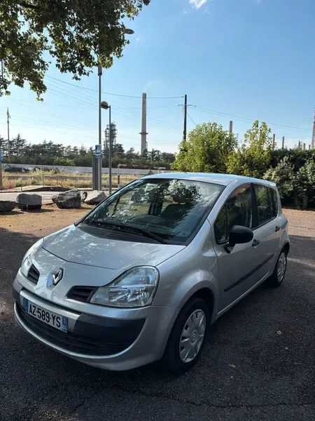 RENAULT Modus 1.5 DCI 68ch CTok Entretien a jour 181 000 km