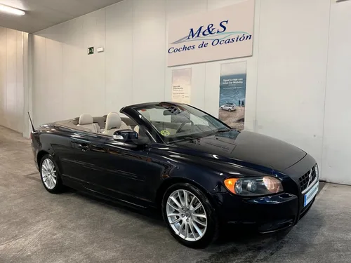 VOLVO C70 2.0D Summum