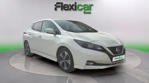 Nissan LEAF ELECTRIC 150 122PPM 40KWH BATERIA-EN-PROPIEDAD N-CONNECTA AUTOMATICO