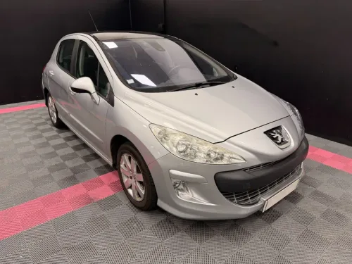 PEUGEOT 308 1.6 THP 150ch Premium / TOIT PANORAMIQUE / REGULATEUR DE VITESSE