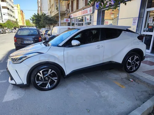 TOYOTA C-HR 1.8 125H Advance