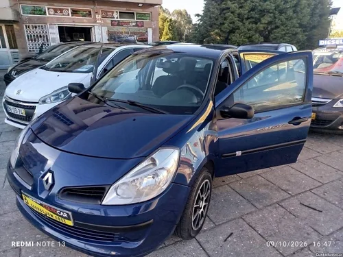 Renault Clio 1.2 i      ( Viatura  Nacional )