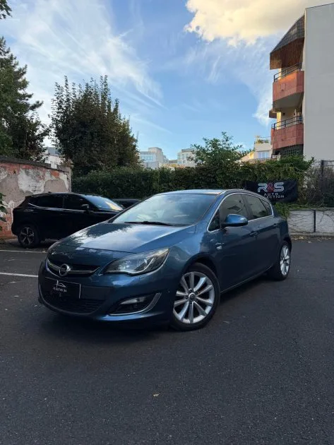 Opel Astra 1.7 CDTI 110 ch,Cosmo, Xenon,Apple CarPlay, FULL OPTIONS