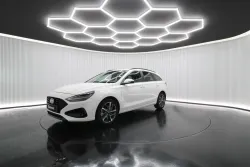 Hyundai i30 SW 1.0 TGDi Style Plus / GPS / Vidros Escurecidos / Cam. Traseira / JLL17