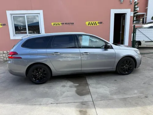 Peugeot 308 1.5 BlueHDi Style EAT8