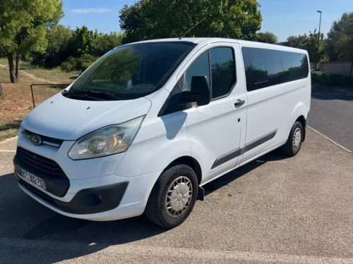 Ford transit custom 9 places minibus