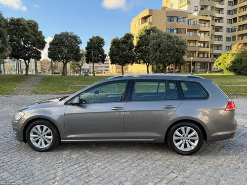 VW Golf 1.6 TDI BLUEMOTION