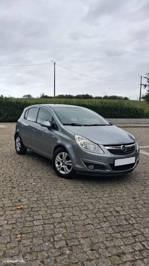 Opel Corsa 1.2 Enjoy