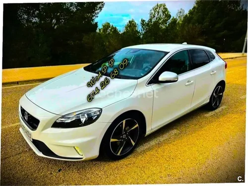 VOLVO V40 2.0 D3 RDesign Kinetic