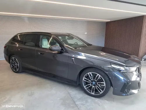 BMW 530 e Pack Desportivo M