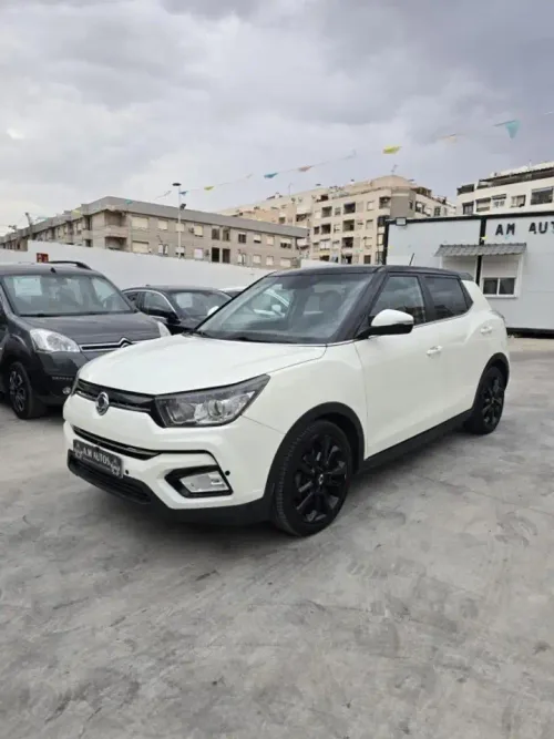 SsangYong Tivoli Todoterreno Automático de 5 Puertas