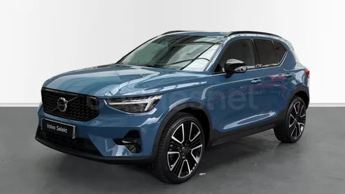VOLVO XC40 2.0 B4 G Ultra Dark Auto