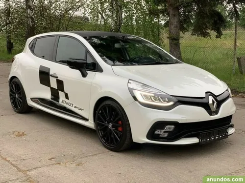 2017 Renault Clio TCe 220 EDC R S Trophy 220