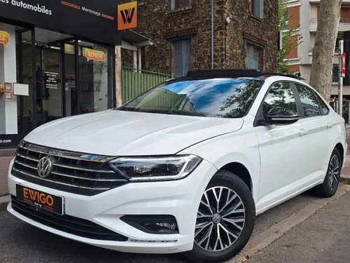 Volkswagen Jetta 1.4 TSI 120cv BVA Finition SEL Toit Ouvrant Système audio BEATS Sièges AV Chauffants ADAS