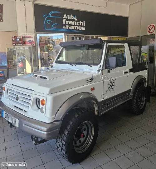 Suzuki Samurai