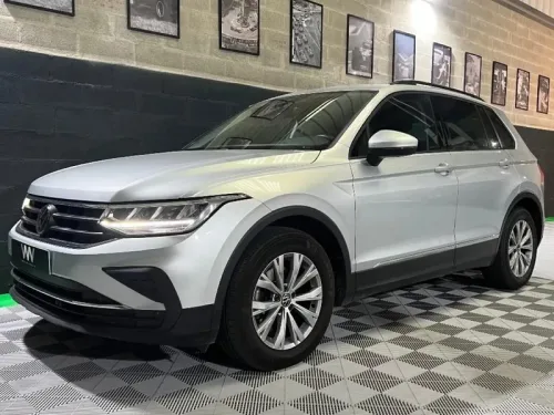 Volkswagen Tiguan 2.0 TDI 150 LIFE BUSINESS DSG BVA