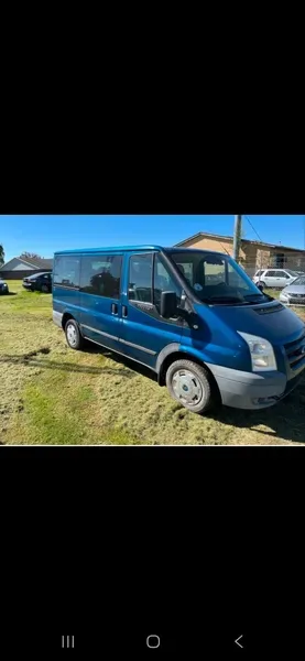 Ford transit 8 place