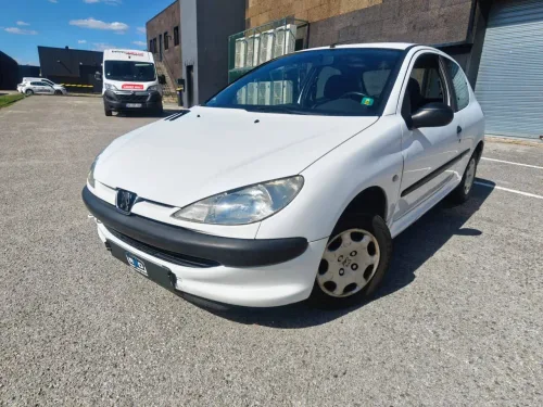 Peugeot 206 1.4i 75ch Entretien à jour CONVERTION ETHANOL POSSIBLE