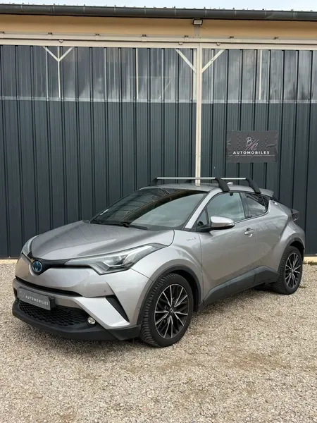 Toyota c-hr graphic 122ch 2wd e-cvt