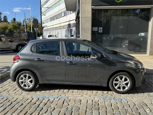 PEUGEOT 208 ACCESS 1.2L PureTech 82