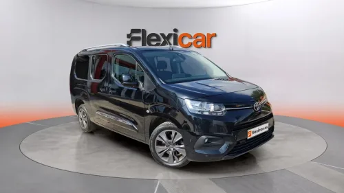 Toyota Proace City Verso 1.2 96kW Family Act Auto 7 Plazas L2