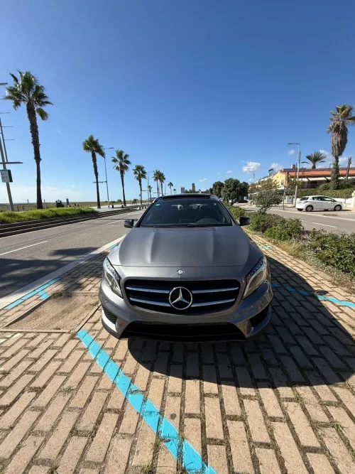 MERCEDES Clase GLA GLA 200d AMG Line 7G-DCT