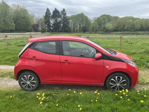 Toyota Aygo 1.0 VVT-i stop & start Racing Métro 92
