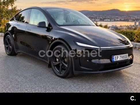 TESLA Model Y Gran Autonomia AWD Launch Edition