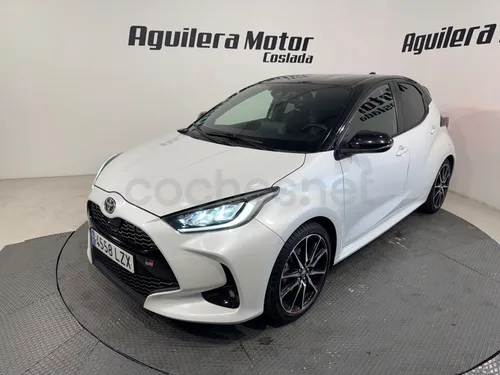 TOYOTA Yaris 1.5 120H GR Sport