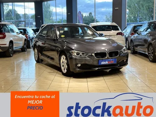 BMW Serie 3 318d Essential Edition