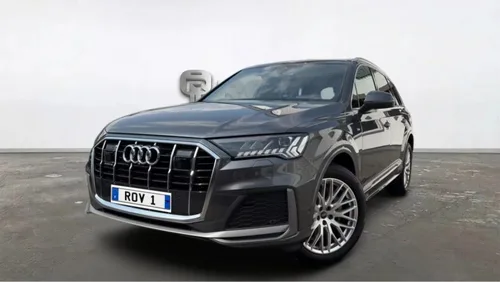 AUDI Q7 50 TDI QUATTRO 286 CH S LINE SPORT PLUS – 7 PLACES – TOIT PANORAMIQUE – CAMERA – ATTELAGE
