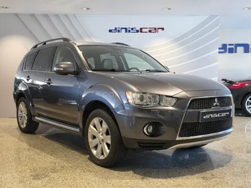 Mitsubishi Outlander 2.2 DI-D Instyle Navi