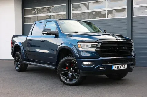 Dodge Ram Laramie Crew Cab 4x4 TVA