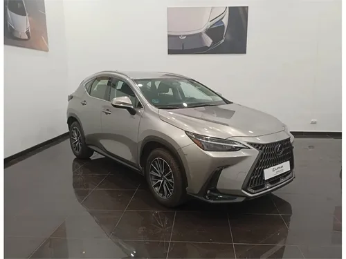 Lexus NX SUV BUSINESS 2.5 Hibrido HEV Transmisión Automatica e-CVT (4x2)