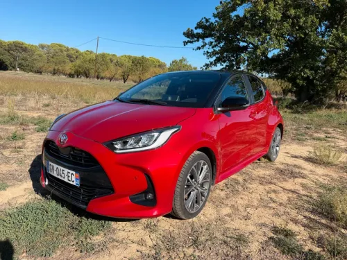 TOYOTA Yaris 116h collection MC24 1.5 VVTI Hybrid E-CVT 92 cv
