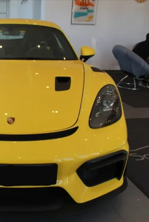 Porsche 718 Cayman GT4 RS PDK