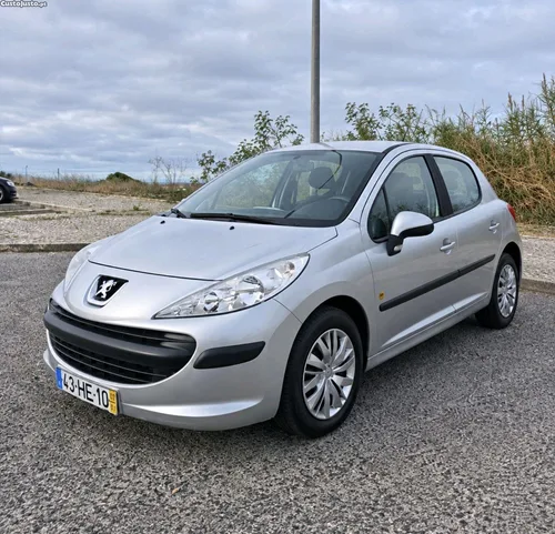 Peugeot 207 1.4 16v VTI 5P 75000KLM