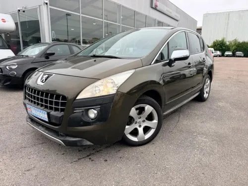 Peugeot 3008 GENERATION-I 1.6 HDI 110 PREMIUM