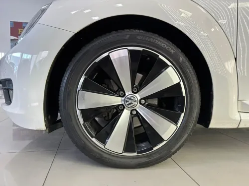 Volkswagen Beetle 2.0 TDI 140cv Sport