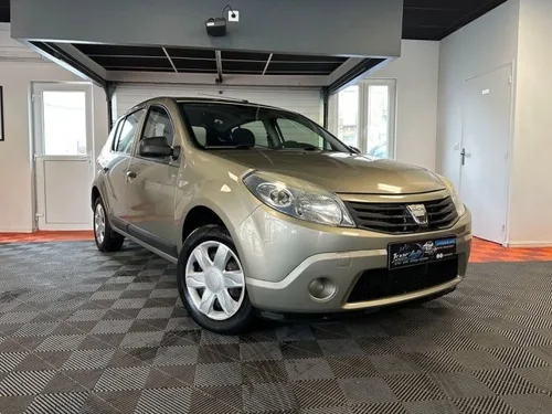 Dacia Sandero 1.2i 75cv amb ambiance clim
