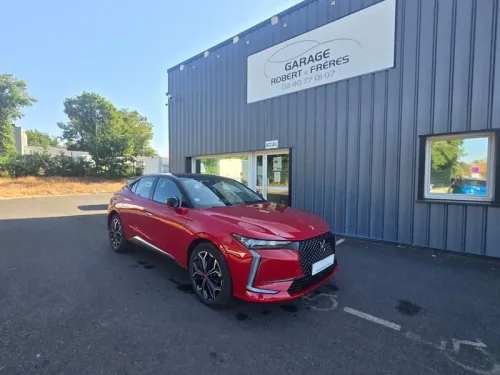 DS 4 180 EAT8 Performance Line