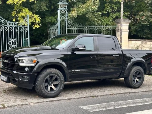 Dodge Ram 1500 hemi 5.7 400 crew cab laramie 5 places ctte pas de malus flexfuel