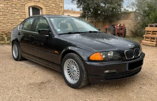 BMW Série 3 323i BVA 170ch *Faible kilométrage*, *Clim*, *5 Porte*, *Régulateur et limiteur de vitesse*, *Automatique